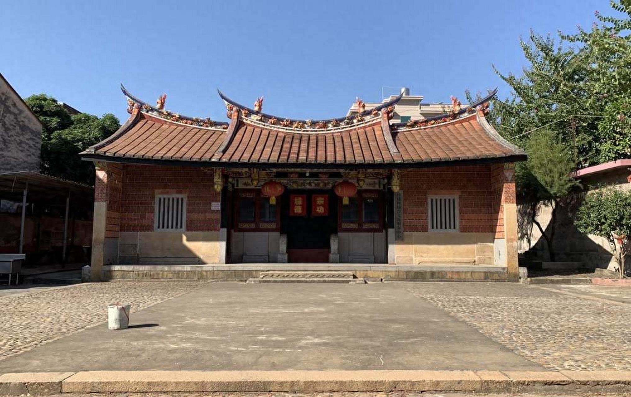 郑氏子孙繁衍,英贤辈出.