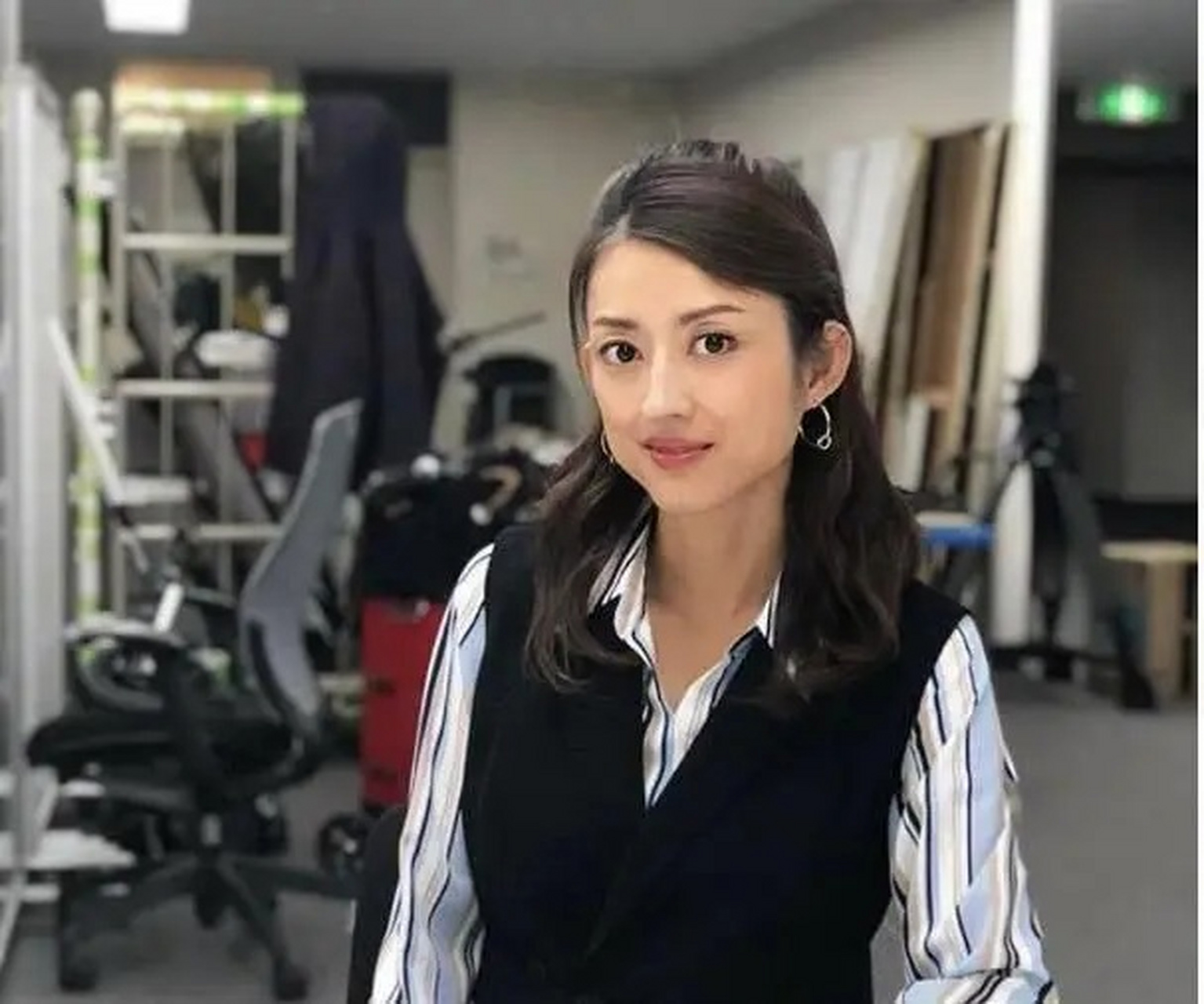 亚洲女神小泽真珠的逆袭人生95,因《恶作剧之吻》一夜爆红99.