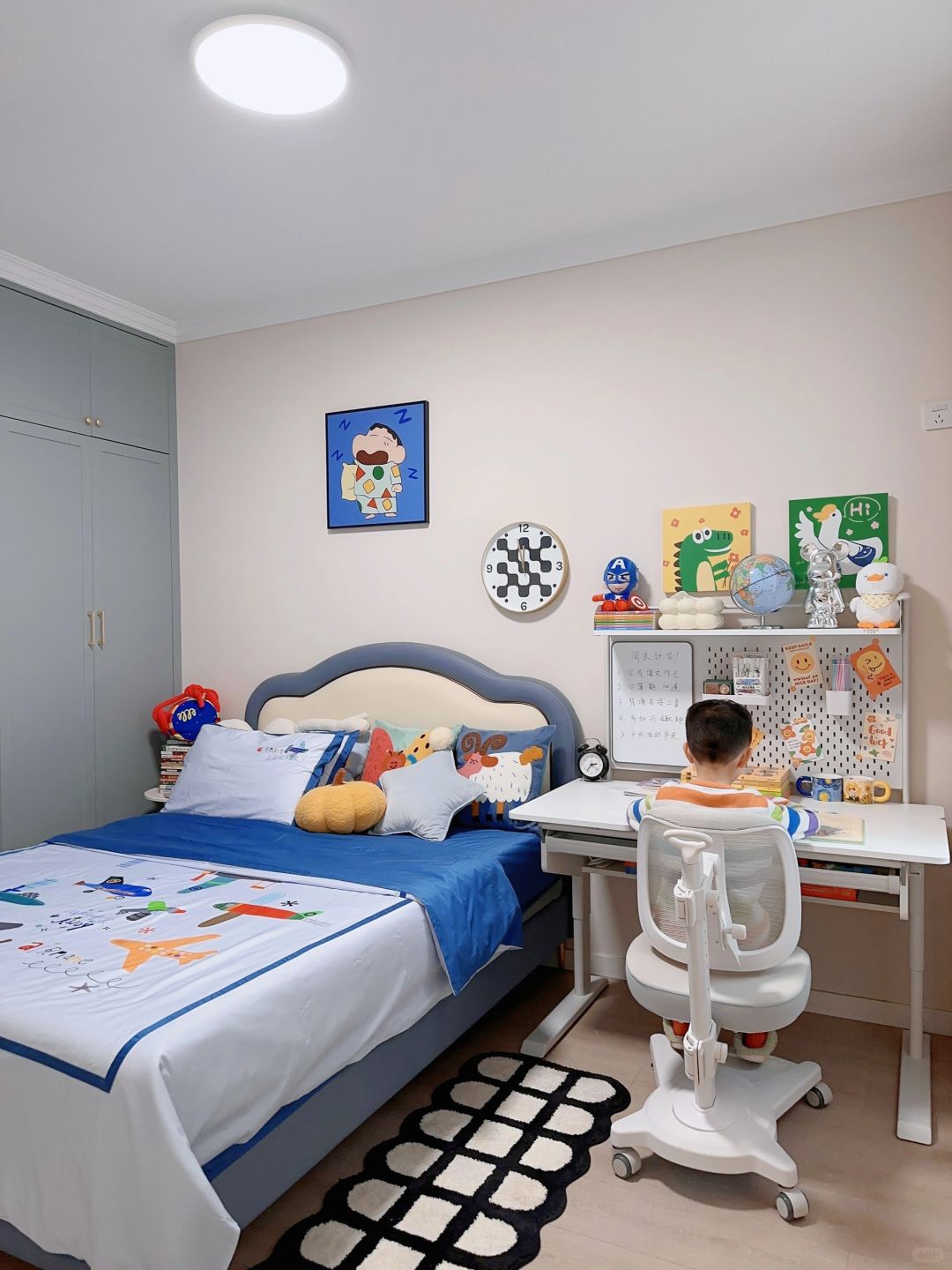 哈喽,欢迎参观我给8岁儿子布置的房间