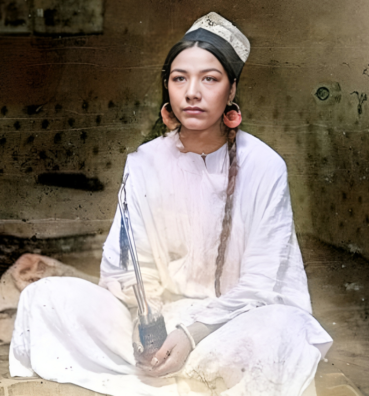 1912年,31岁的帕勒塔亲王被任命为阿勒泰办事长官.