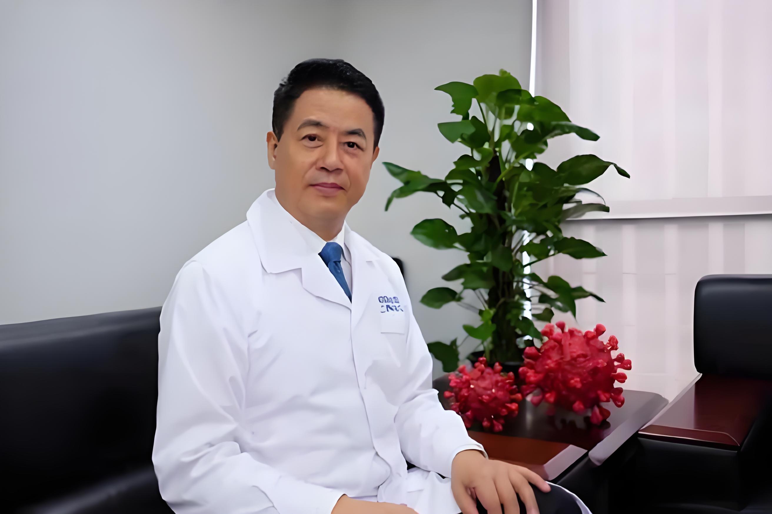 杨晓明,这个名字曾经代表着科研的荣耀,他带领团队研发的疫苗,是