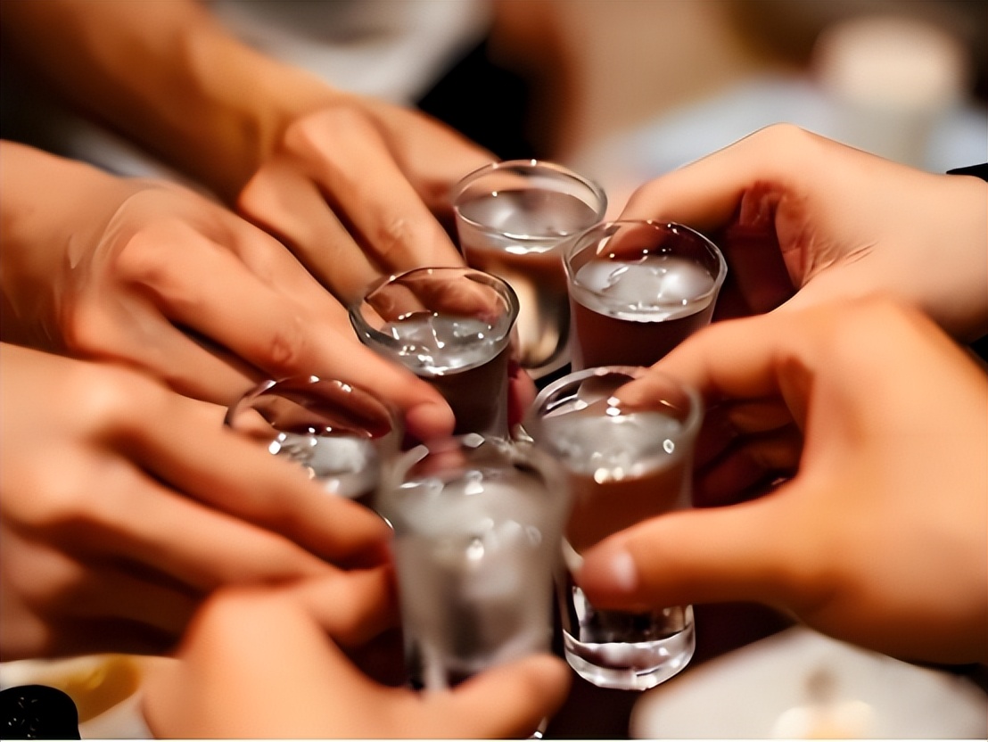 寿命长短与喝酒有很大关系?调查11558名饮酒者吗,终于有了答案