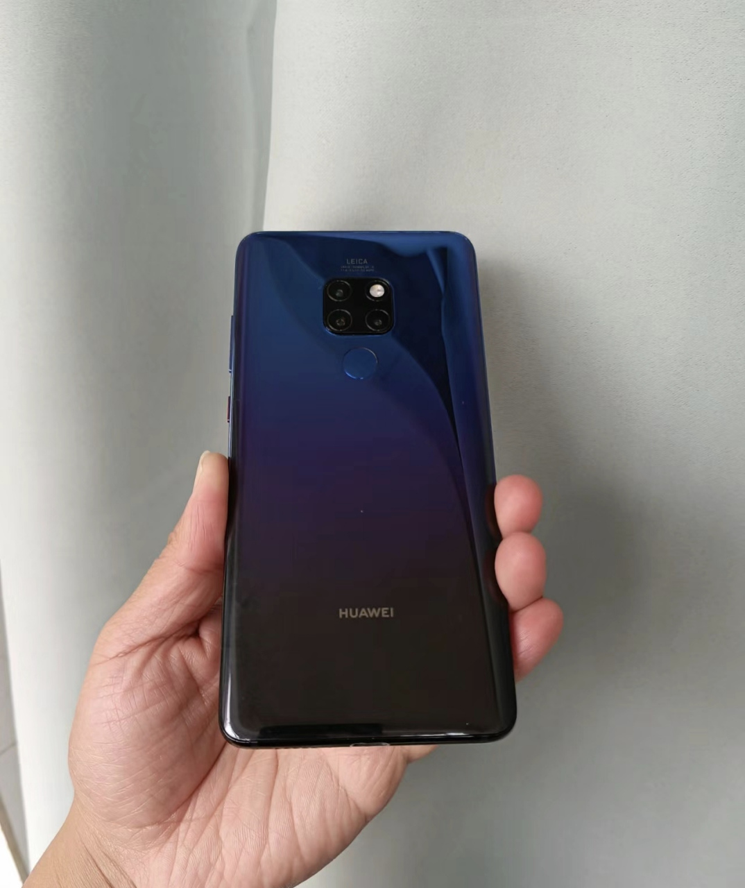 华为mate9:麒麟 960 处理器 华为mate10:麒麟 970 处理器 华为mate