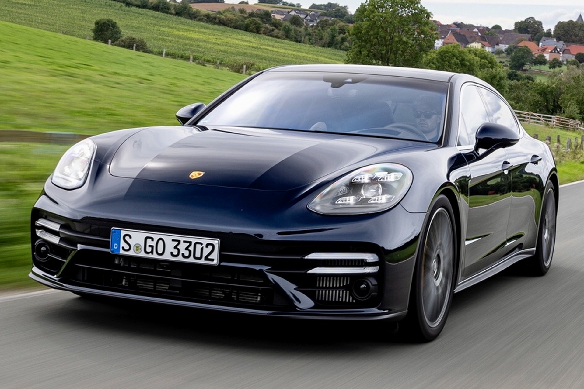 这辆行政加长版的帕拉梅拉车型有知道的吗?