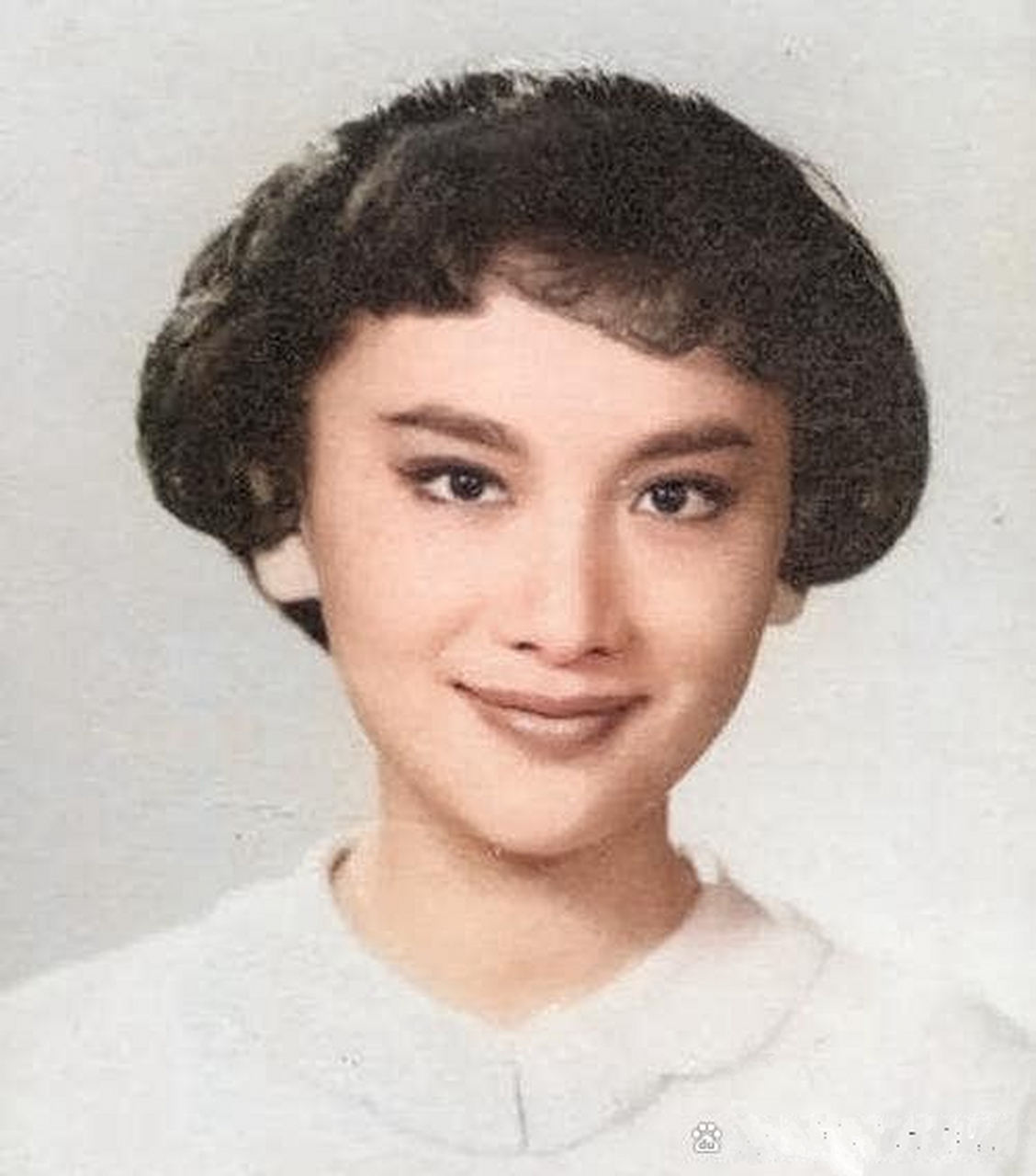 上世纪香港长城影业公司旗下三公主——夏梦,石慧和陈思思.