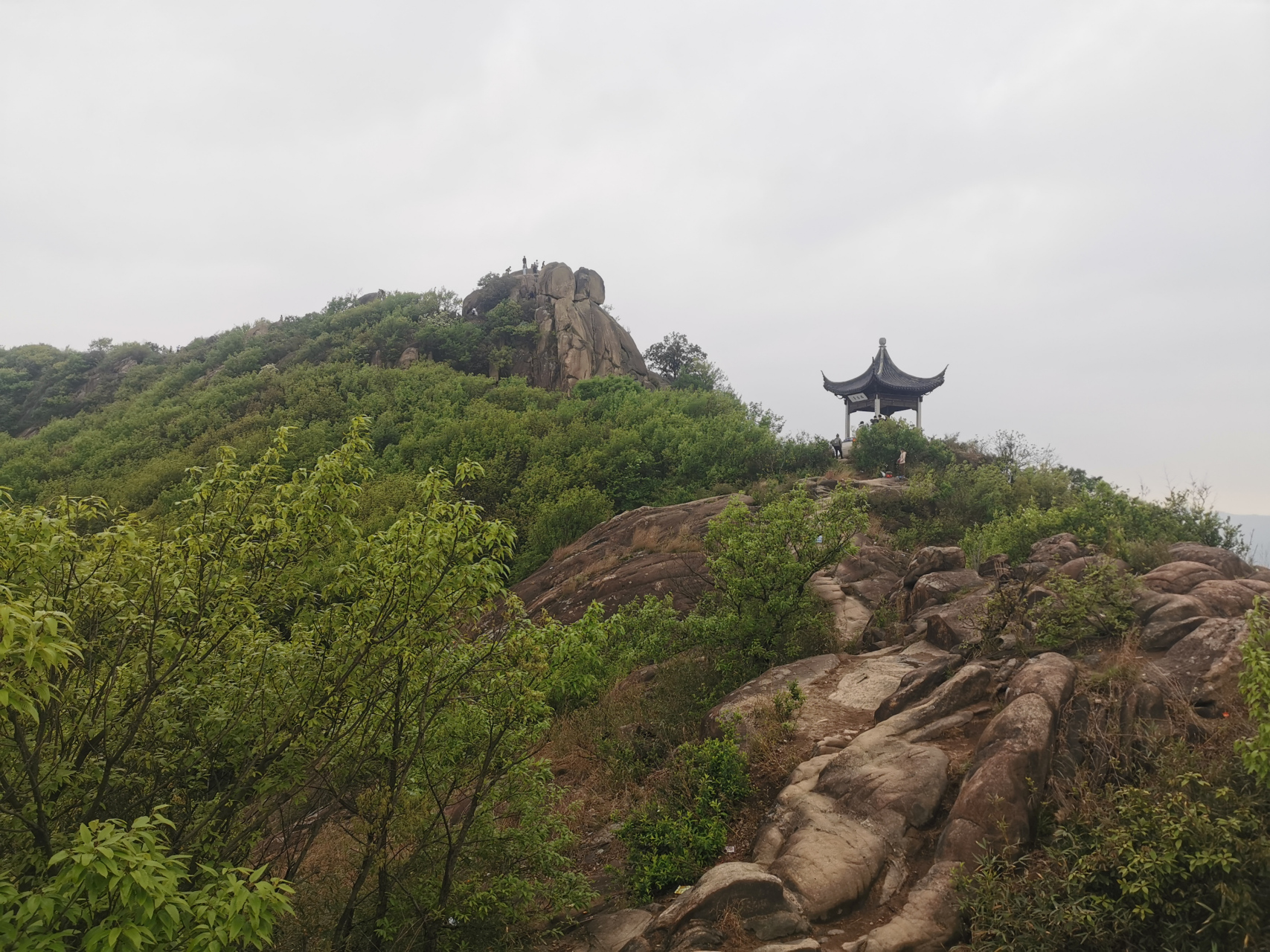 苏州花山美景