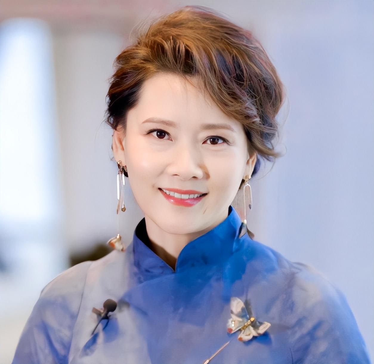 回顾《大宅门》22年,演员境况差距大,9位已逝,配角翻