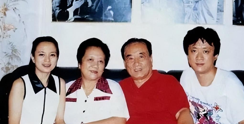 回顾《红楼梦》12金钗演员:惜春经商,宝钗风韵犹存,巧姐认不出