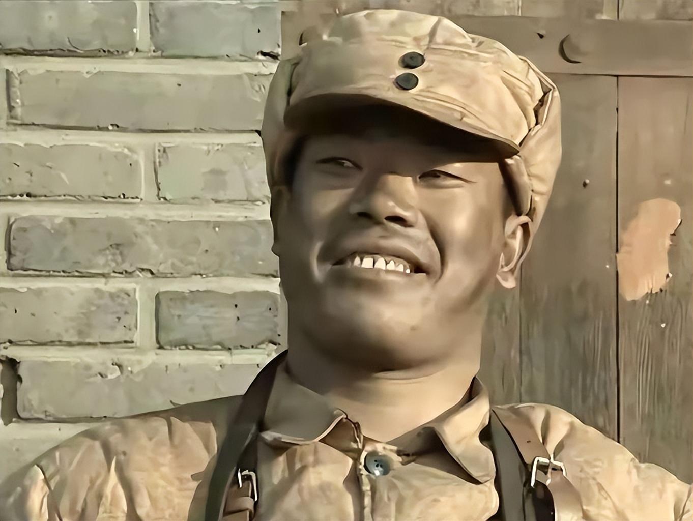 回顾《亮剑》演员现状:2位已逝1位消失,女配反超田雨