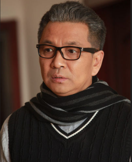 回顾《东北一家人》中华丽配角:龙套逆袭都成大腕,个