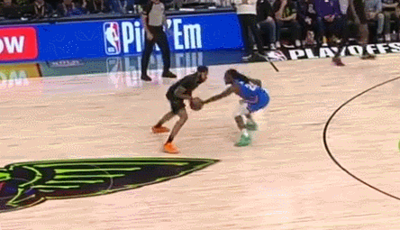 亚历山大24+10英格拉姆低迷 雷霆4-0横扫鹈鹕_NBA季后赛雷霆横扫鹈鹕 吉迪关键三分 雷霆57胜25负西部第一