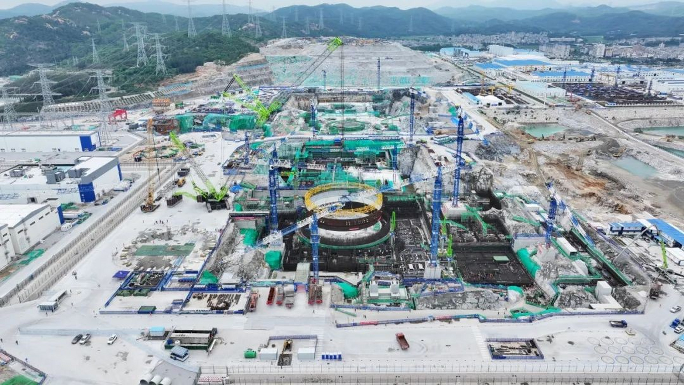 [原文:漳州核电3号机组钢衬里模.