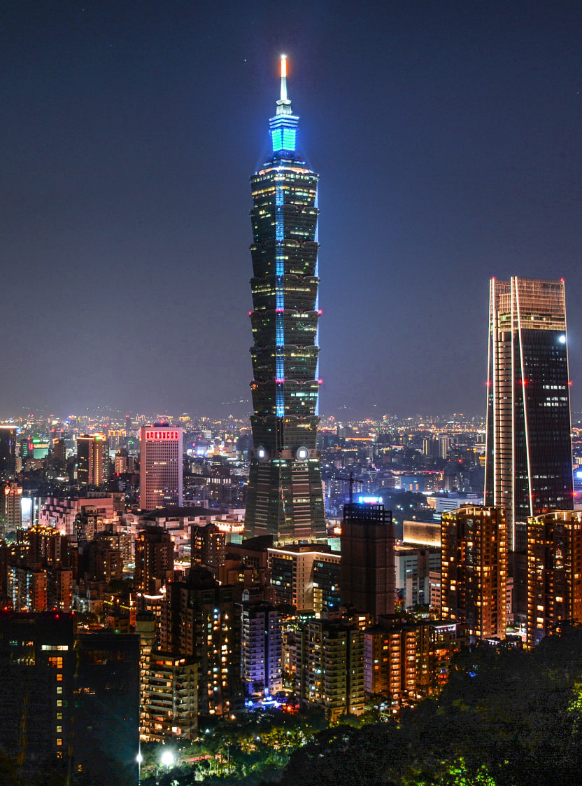 台北101大楼(taipei 101 building)又名台北金融大楼,是台北的标志性