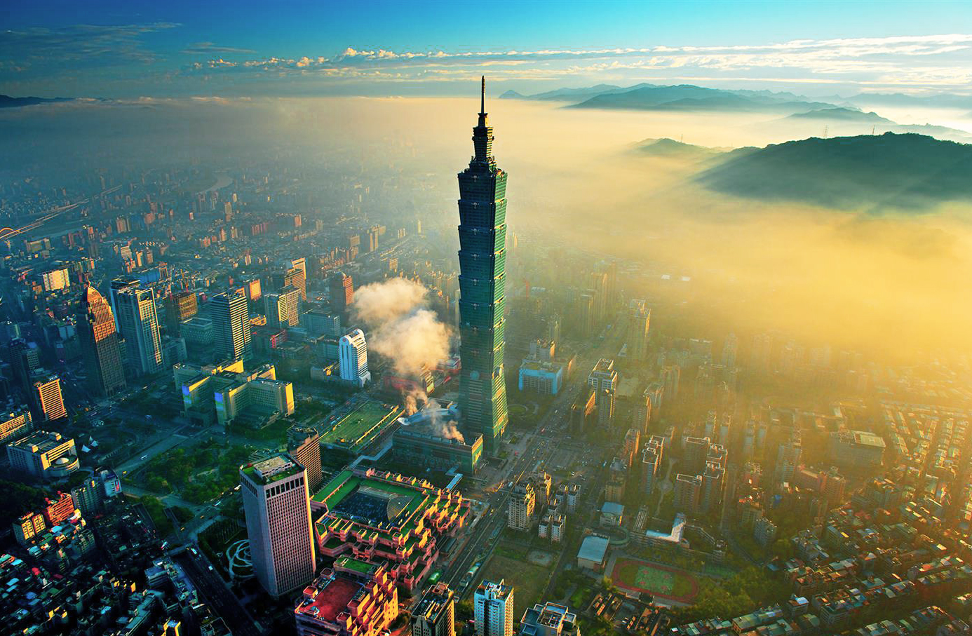 台北101大楼(taipei 101 building)又名台北金融大楼,是台北的标志性