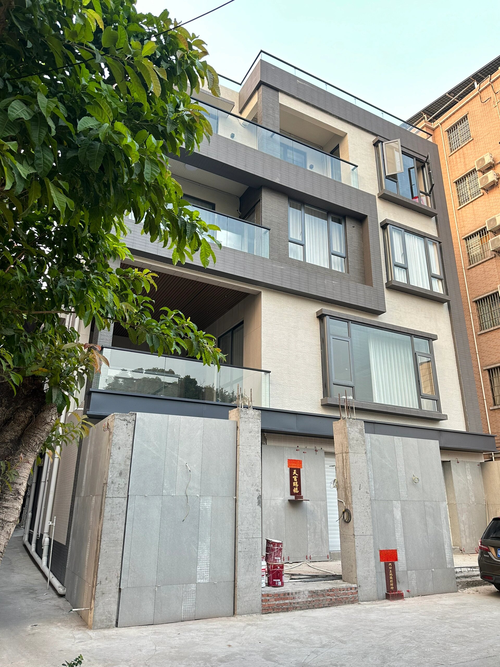 堪比别墅效果现代风自建房广州自建房农村现代风自己建房4层广州东涌