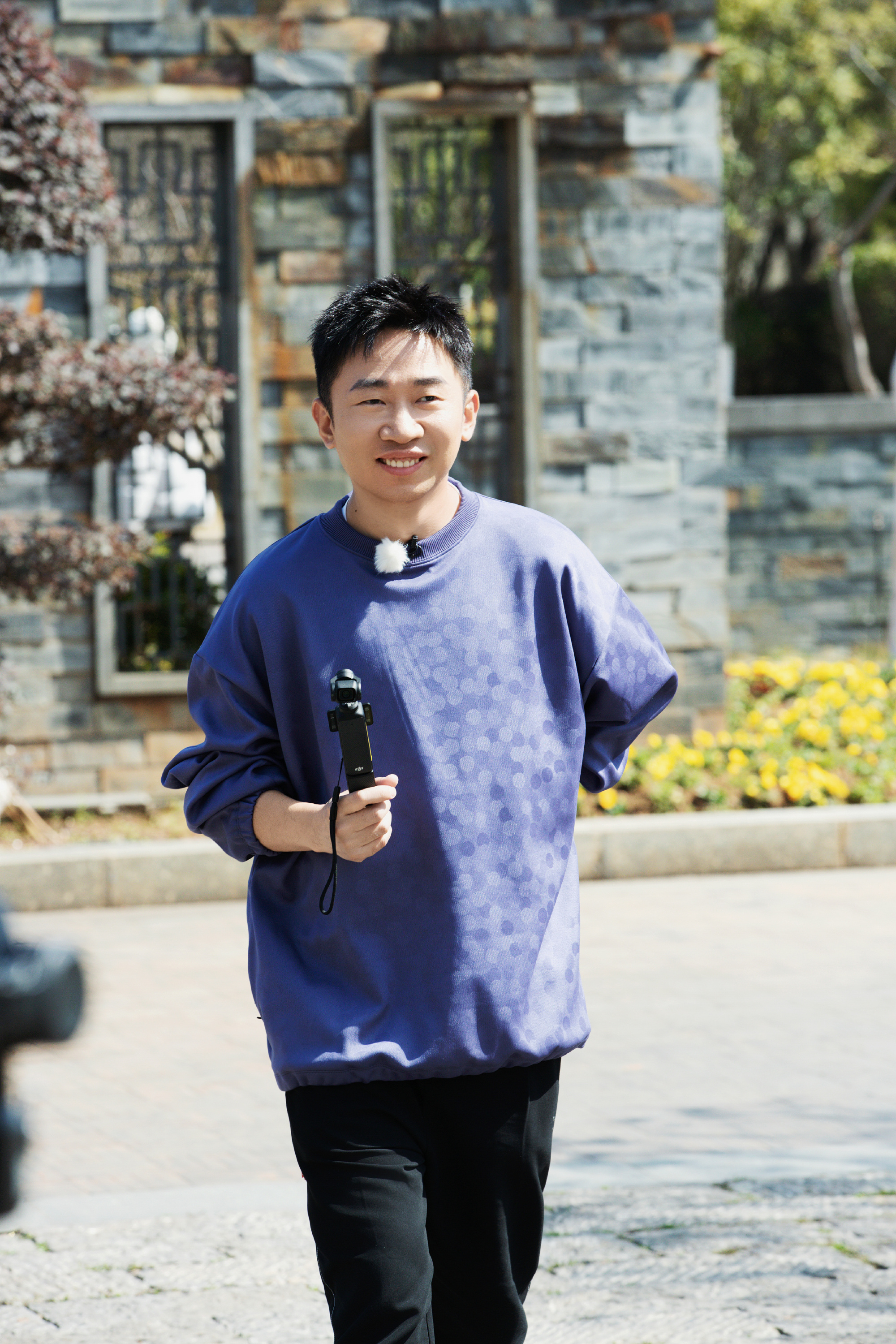 《我们仨》节目在杨迪来之前一直都是不温不火,没什么特别出彩的内容