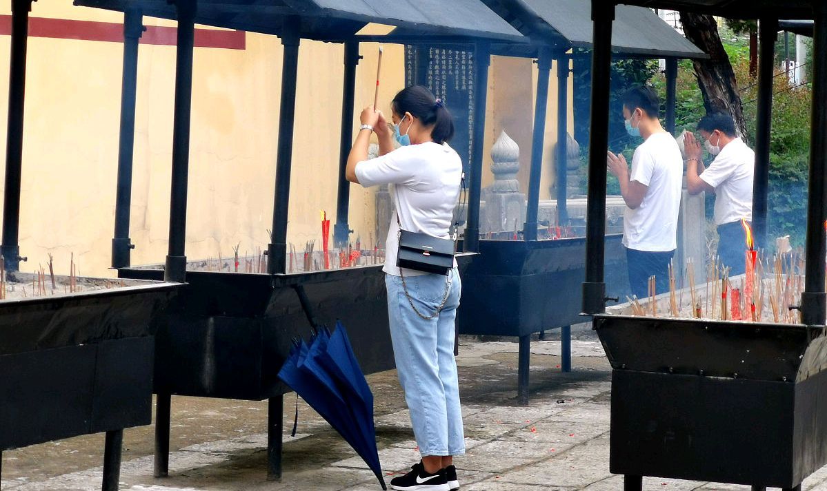 什么叫“断头香”？为什么不能烧