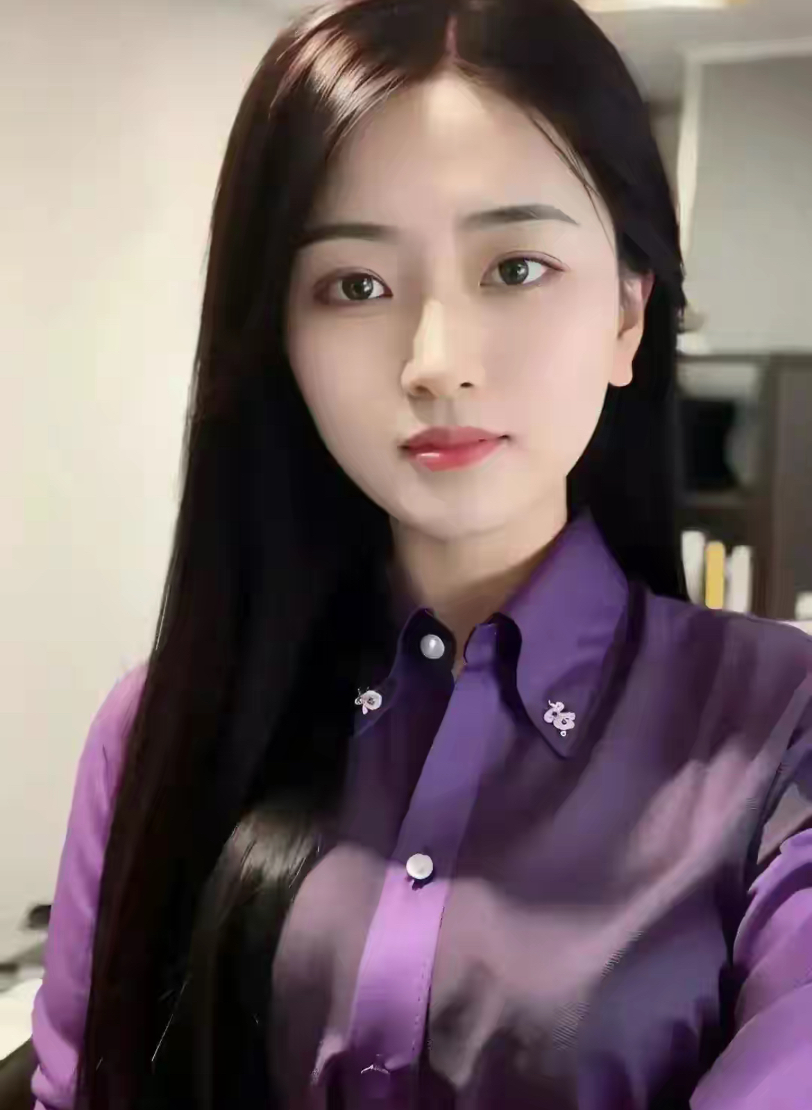 结果引发脑脑震荡和心肌梗塞,副局长一下子人就没了,白腿女副处长一走