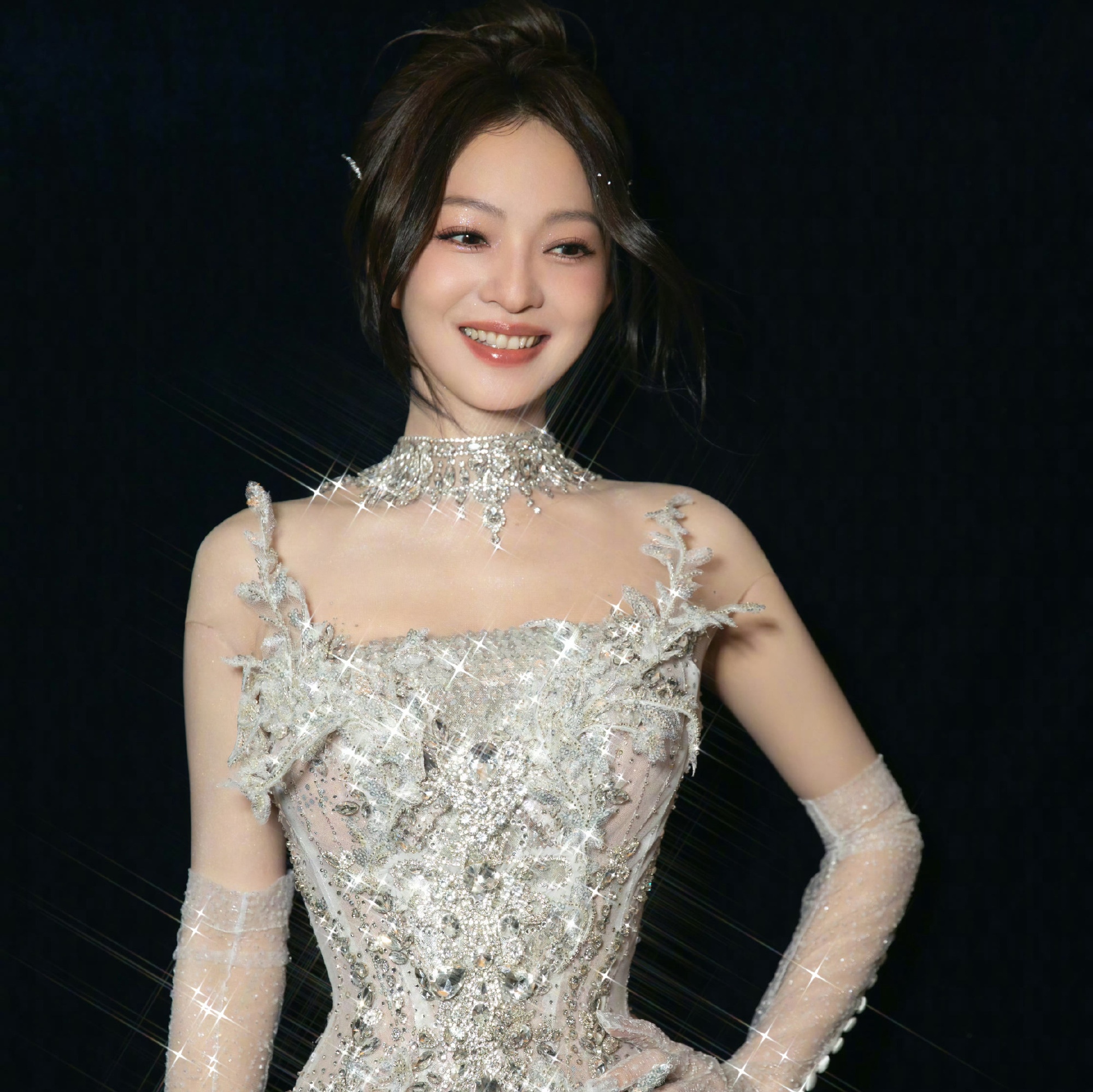 张韶涵昆山演唱会突发急性肠胃炎,张韶涵在音响拉垮,全场喊退票的情况