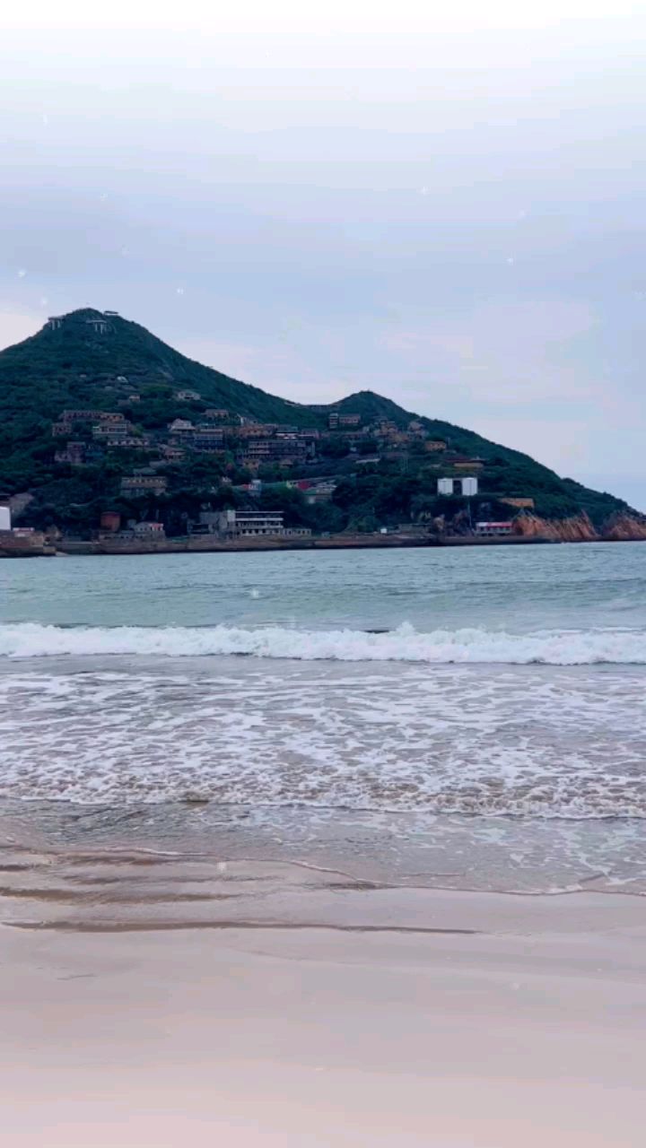 温岭石塘美丽金沙滩