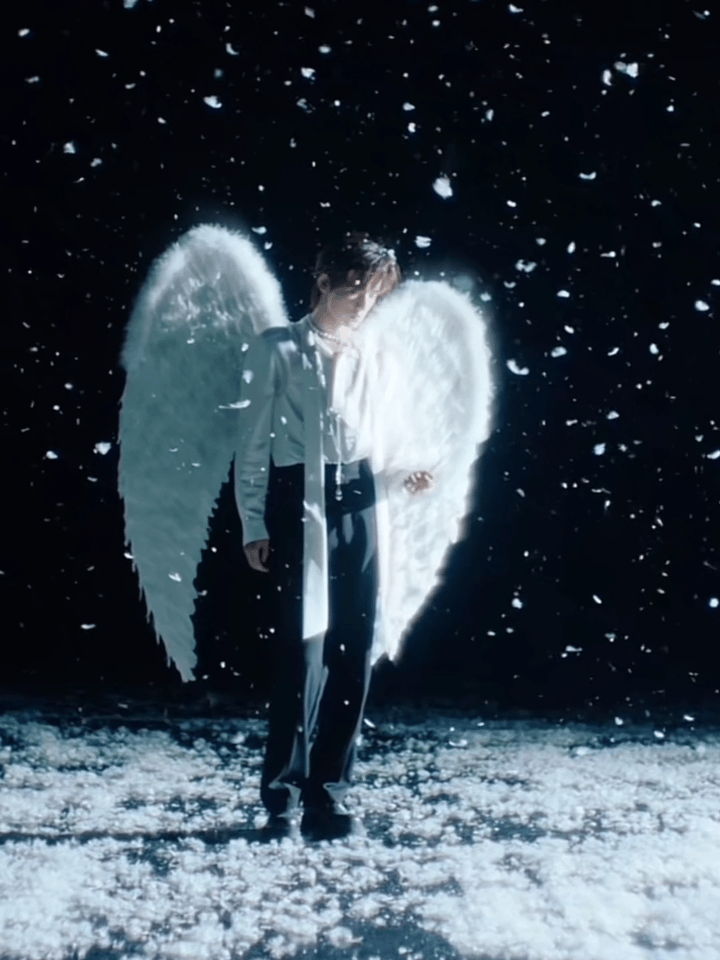 宋亚轩的天使翅膀