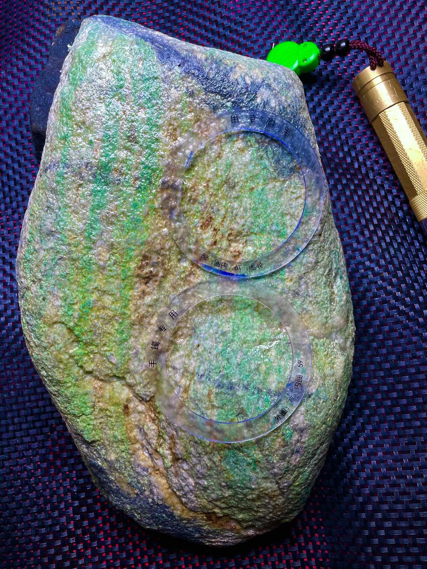 直播现场# 木那色料是翡.@三十六行翡翠的动态