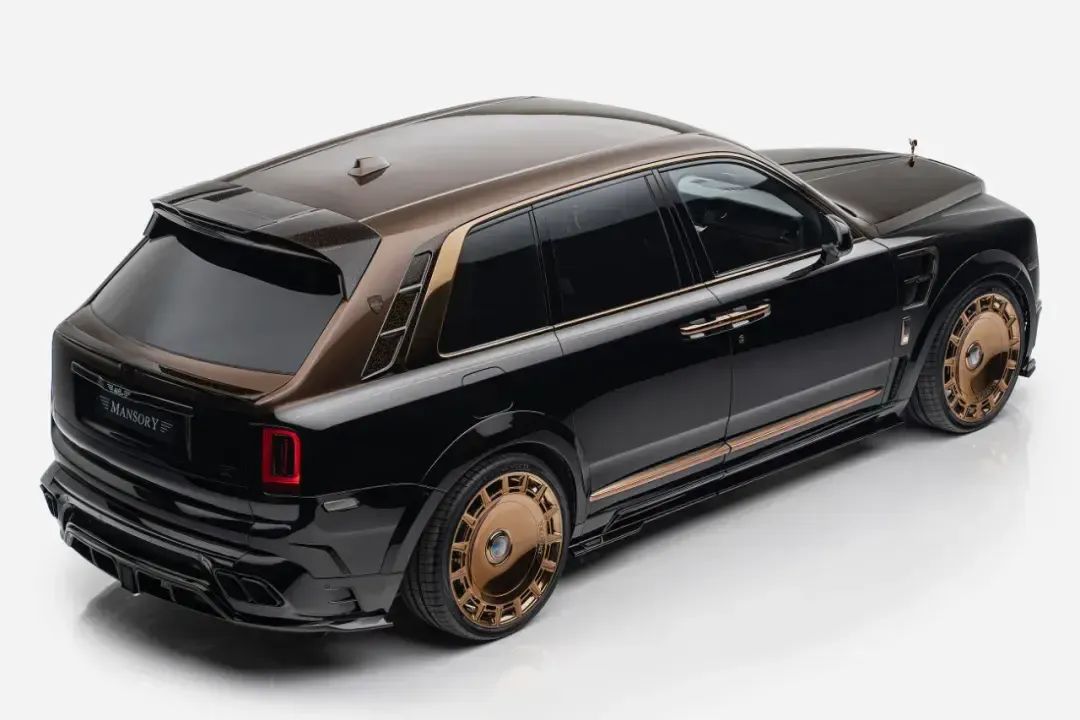 用真黄金,mansory改装劳斯莱斯库里南