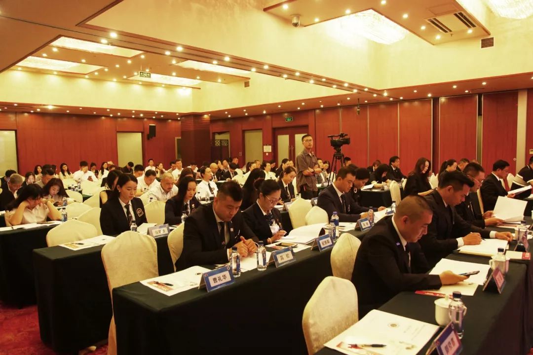 "狼性文化"在企业里,为何很难行得通?根本原因是什么?