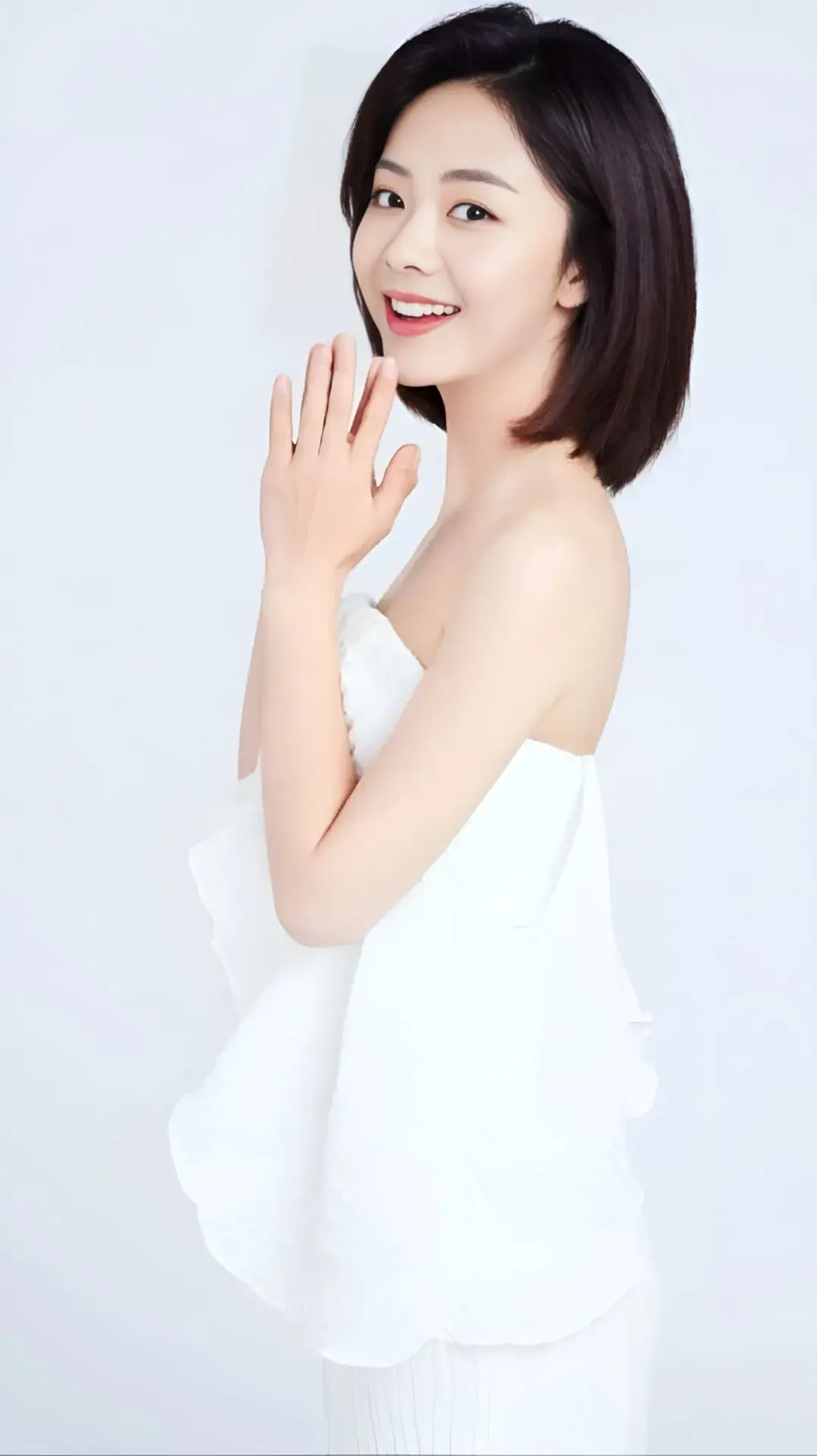 美女系列壁纸第551期-谭松韵