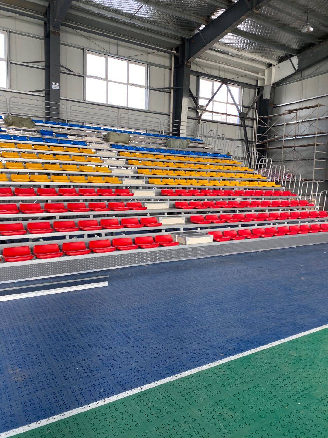 体育场看台座椅复试