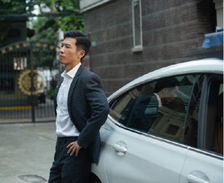 《流金岁月》中狼一般的男人杨柯,用五句话告诉我们什么是现实