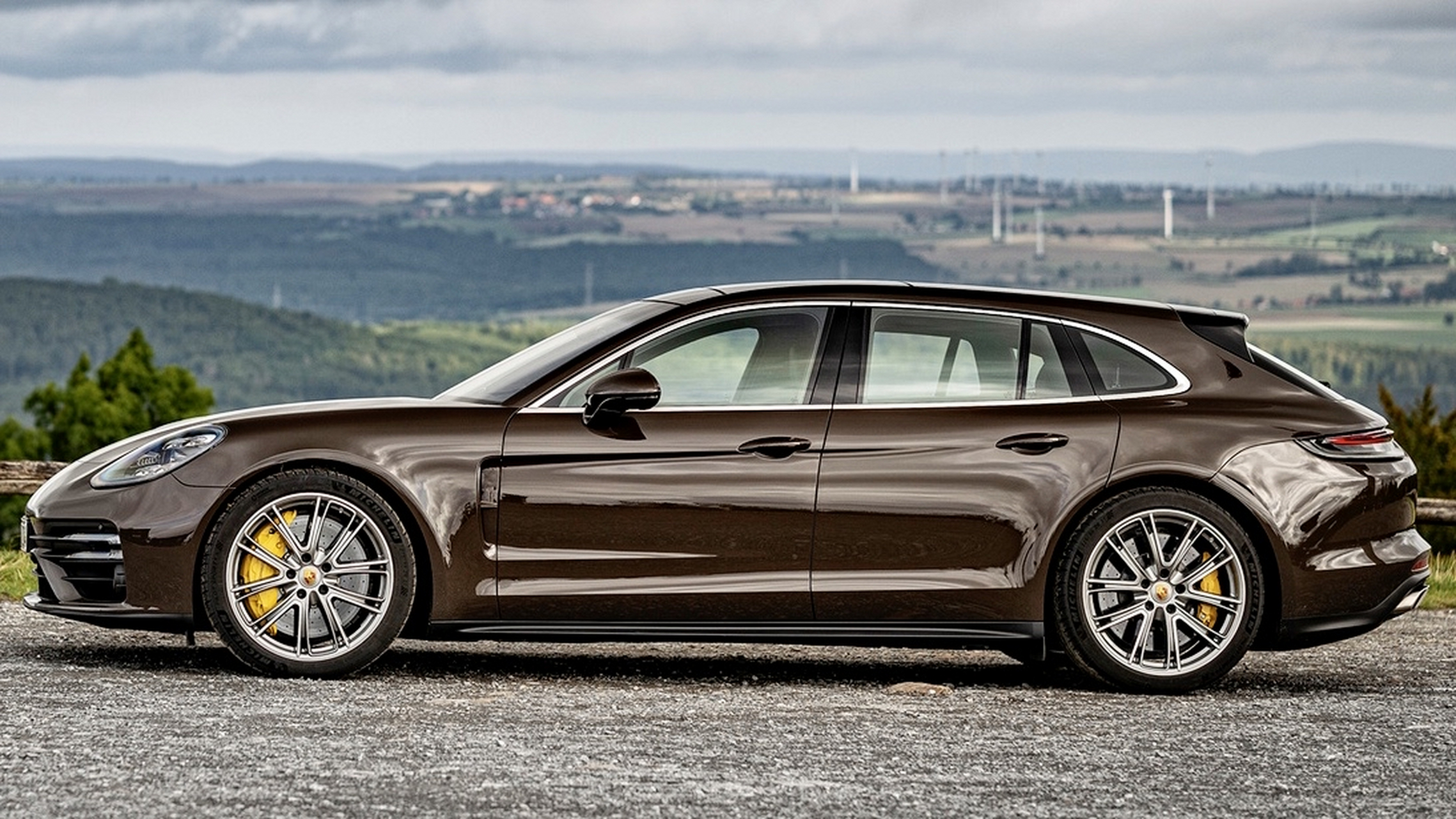 两厢旅行版的保时捷帕拉梅拉车型你见过吗#动态连更挑战