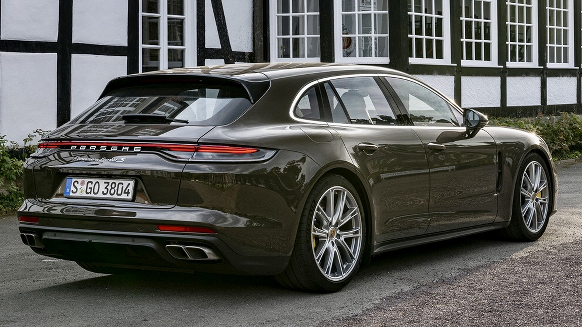 两厢旅行版的保时捷帕拉梅拉车型你见过吗#动态连更挑战