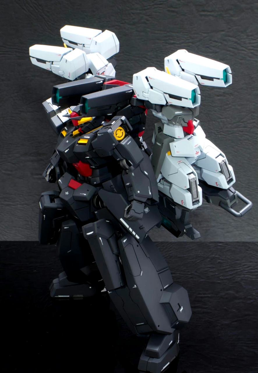 模型欣赏:机动战士高达00 hg炽天使高达3g,出自同名动画外传作品,该机