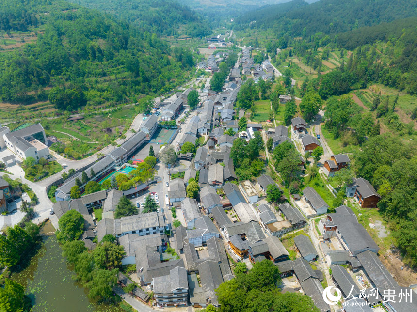【贵阳偏坡:美丽乡村入画来 】位于贵州省贵阳市乌当区的偏坡乡,是一