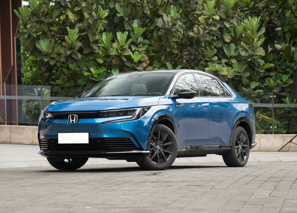 悠久性能车历史和传奇色彩故事,让运动成为本田的代名词,红色车标