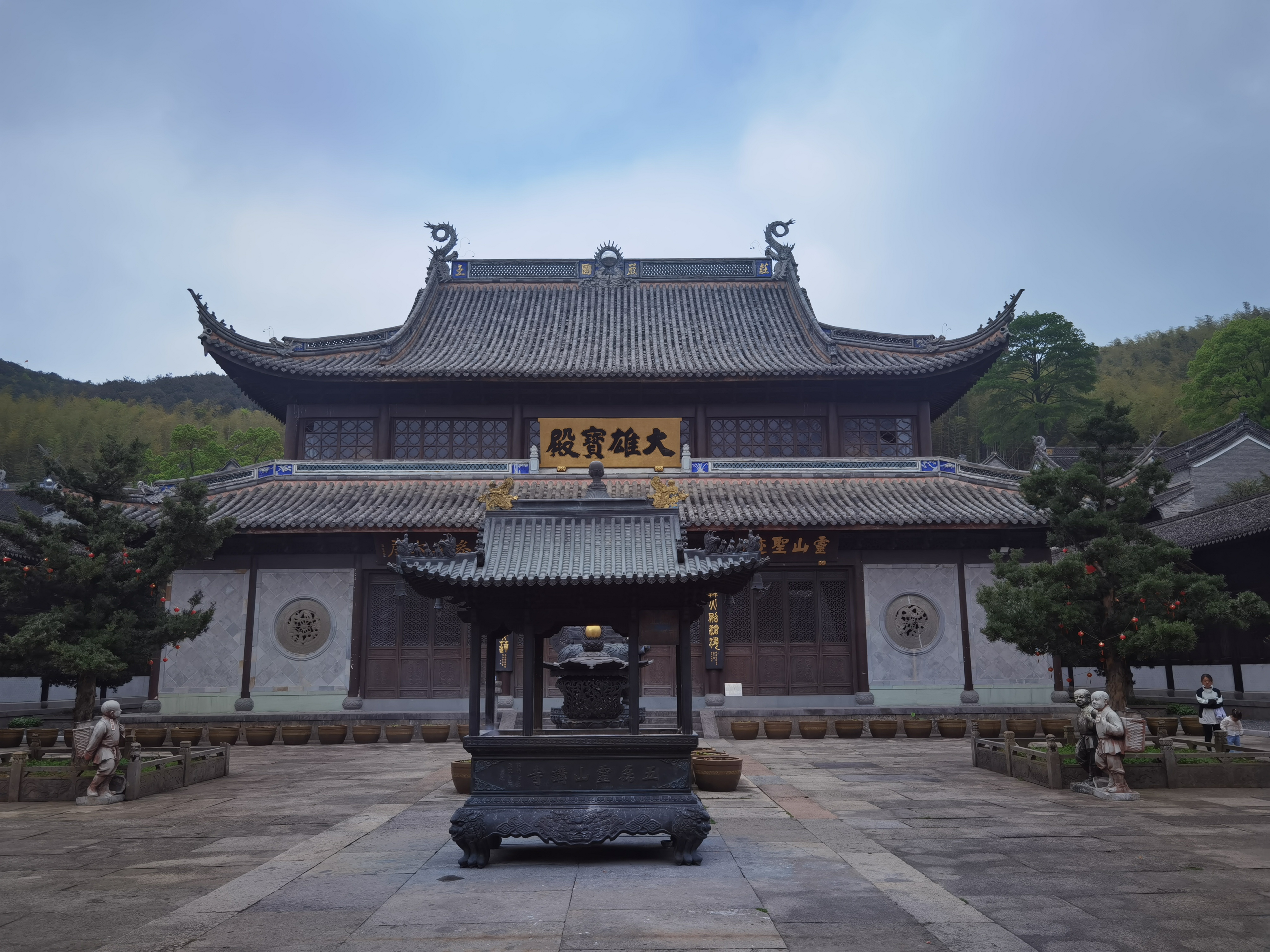 五磊山,坐落于宁波慈溪观海卫镇,是鸣鹤-上林湖省级风景区的重要景点