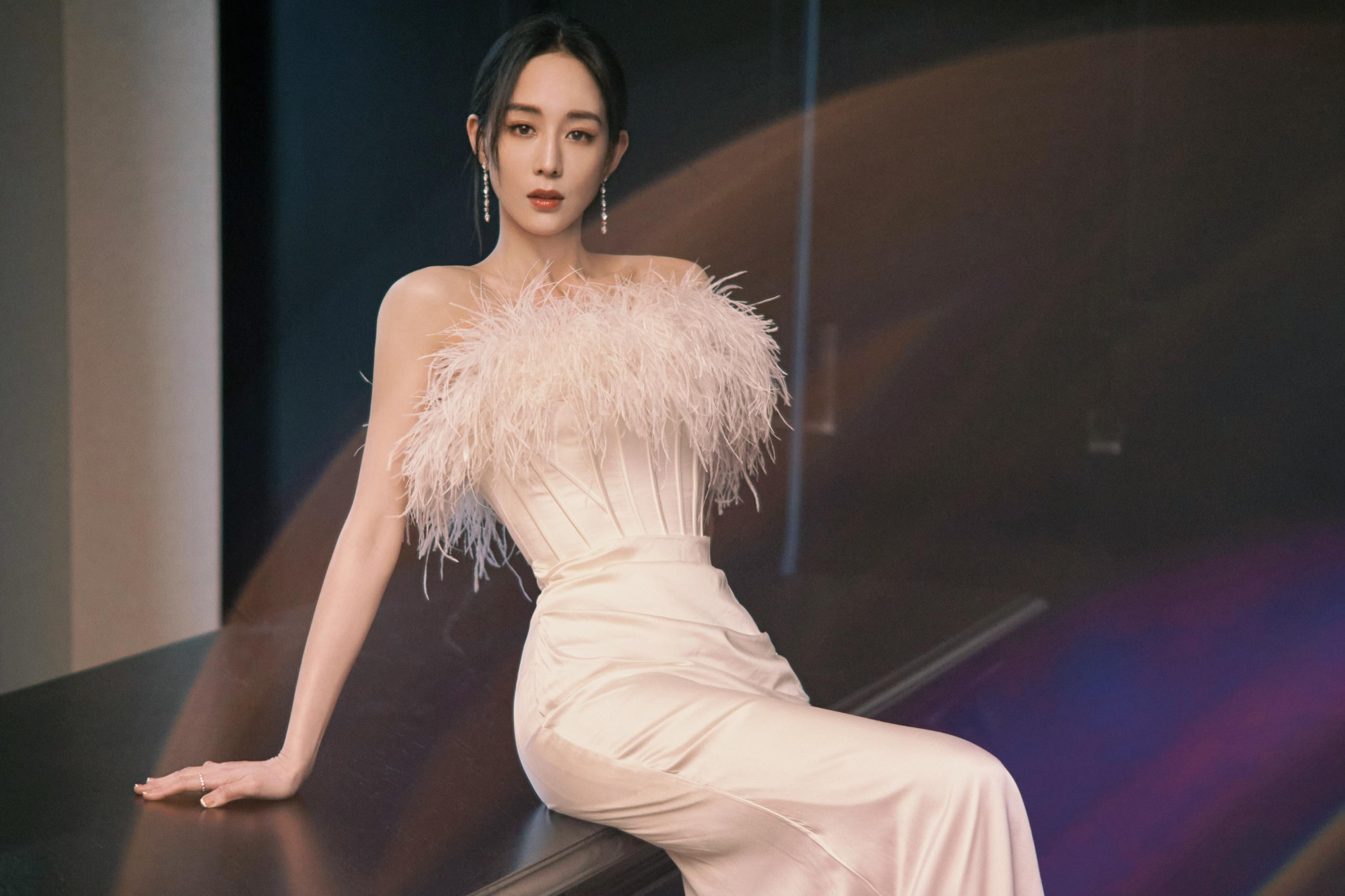 优雅气质与梦幻天使完美融合.