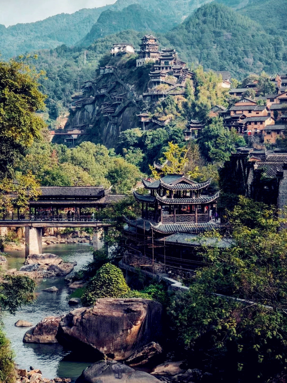 导航:上饶市广信区望仙谷游客中心停车场(停车免费) 门票9715