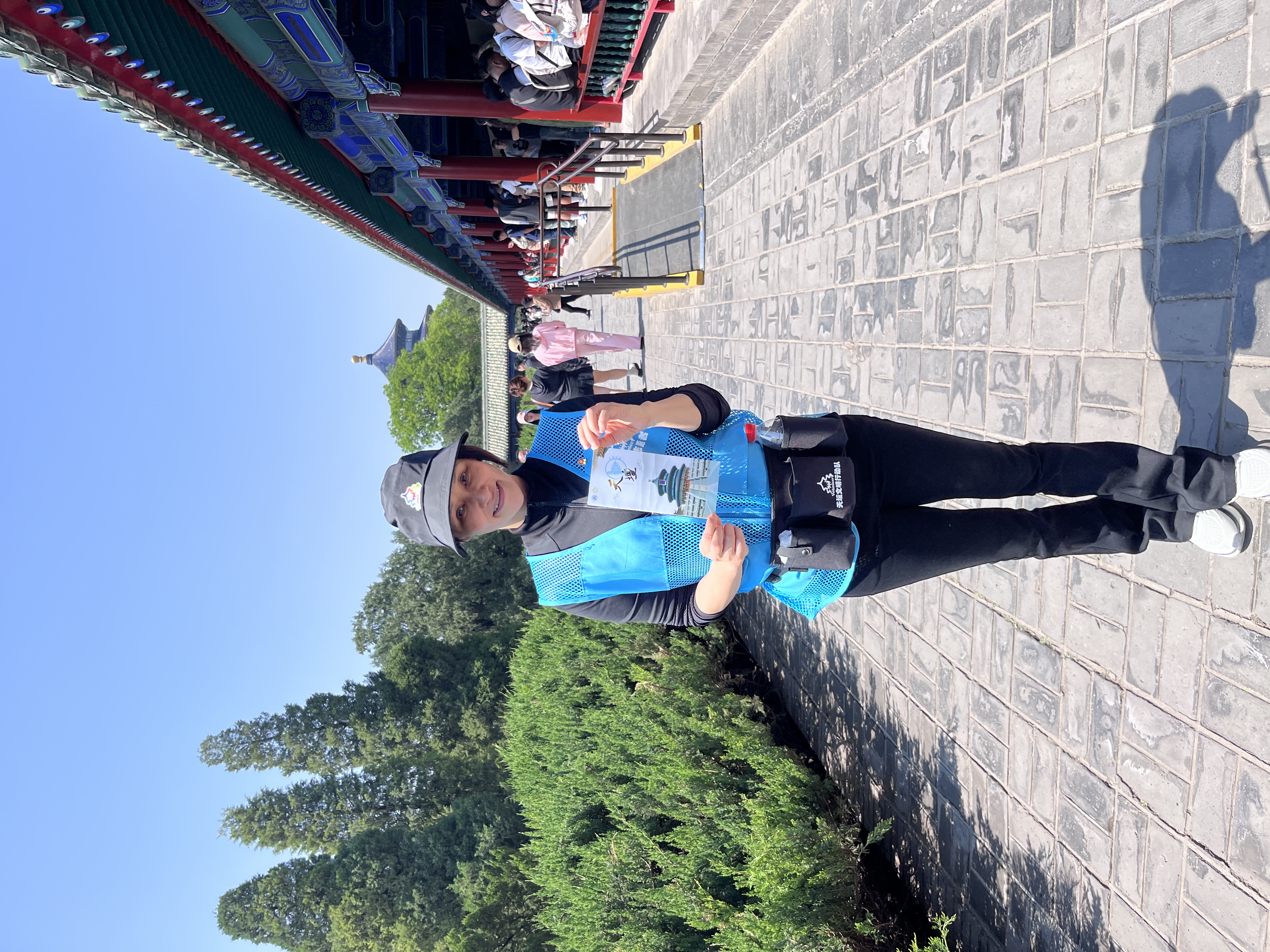 "跳水皇后"高敏走进天坛公园参与志愿服务