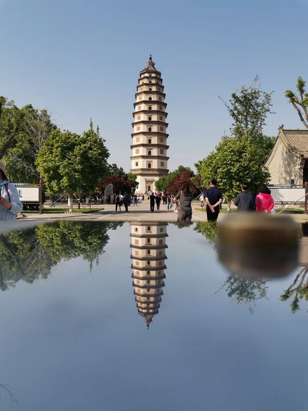 定州塔,位于河北省定州市城内,原名开元寺塔,是中国现存最高大的一座