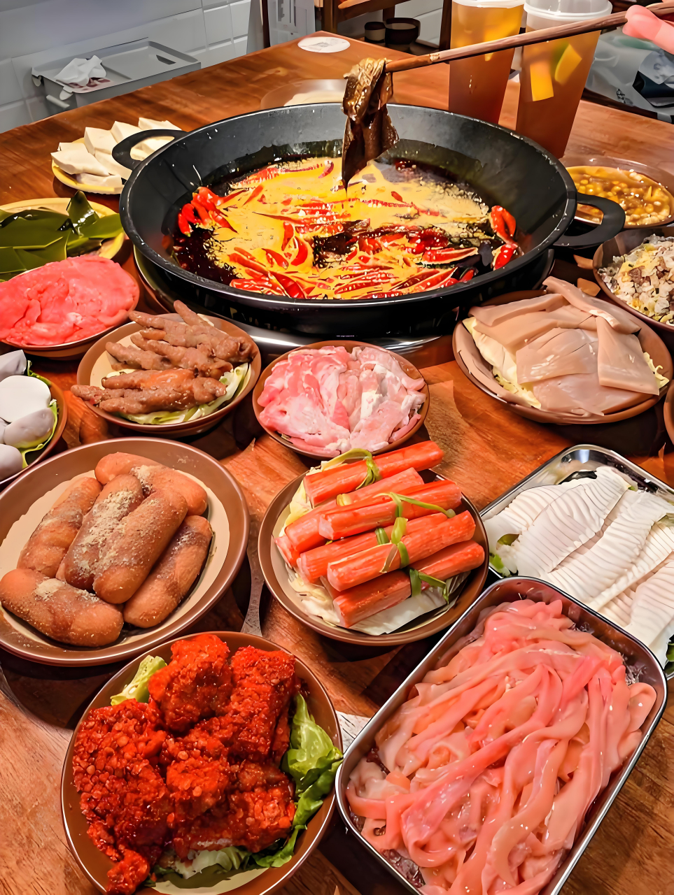 【人均150的高价火锅偷偷降级】可以接受火锅店因为经营成本上升而