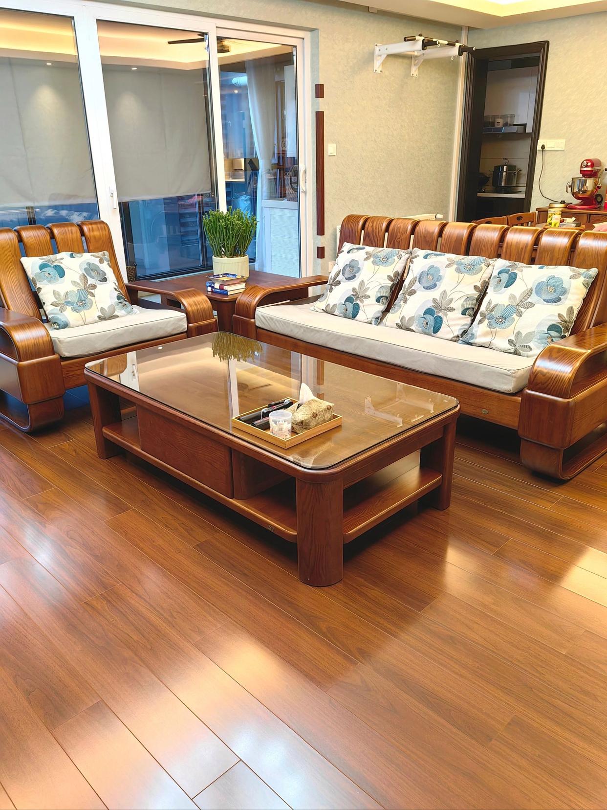 环境越养人,感觉连空聘欢鬯 沙发乐邦实木家具是什么绿太平洋家具