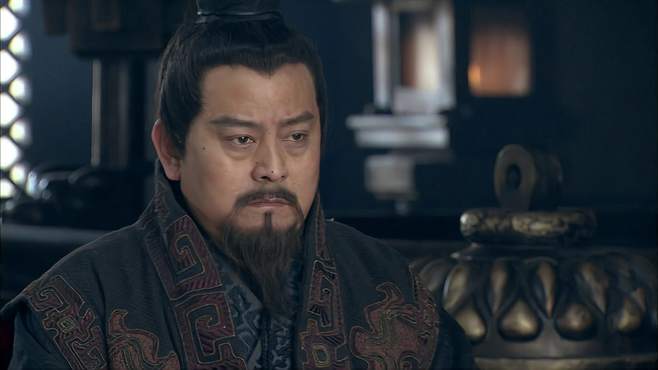 陆贾面对吕氏当政提前退休,劝陈平联系周勃,为平定诸吕立下大功