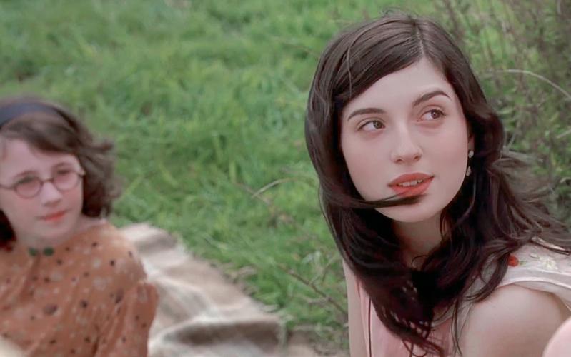 玛利亚·瓦沃德,这位出生于1987年3月24日西班牙马德里的女演员,自