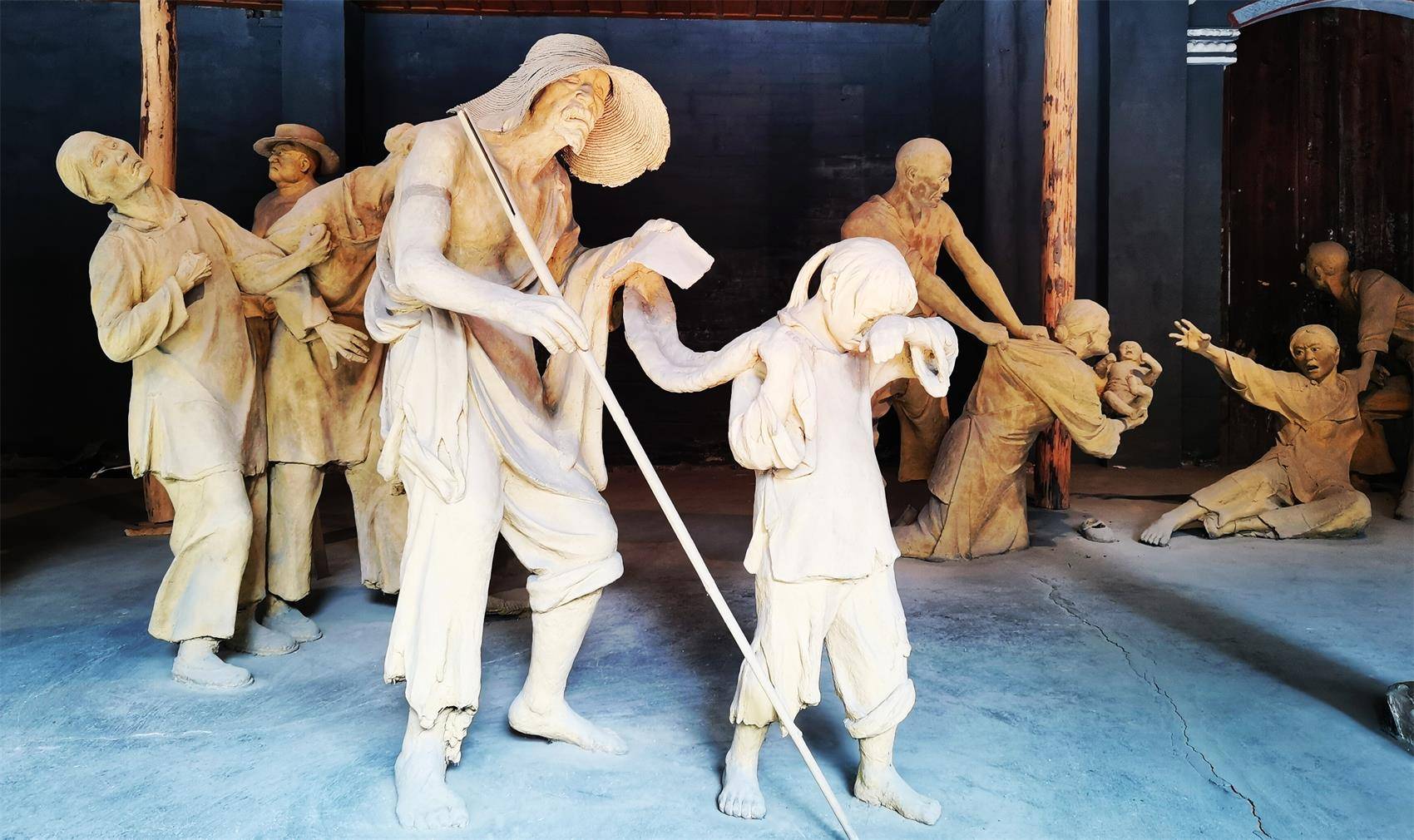 1887年,刘文彩在四川大邑县出生.