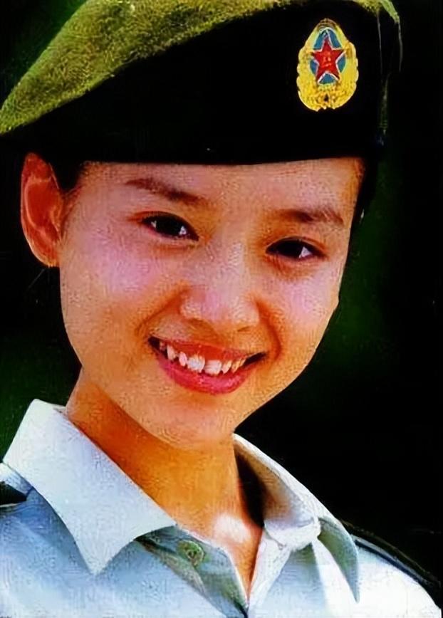 回顾:三届军艺校草胖若两人,6位校花仍美丽还有位是大满贯视后