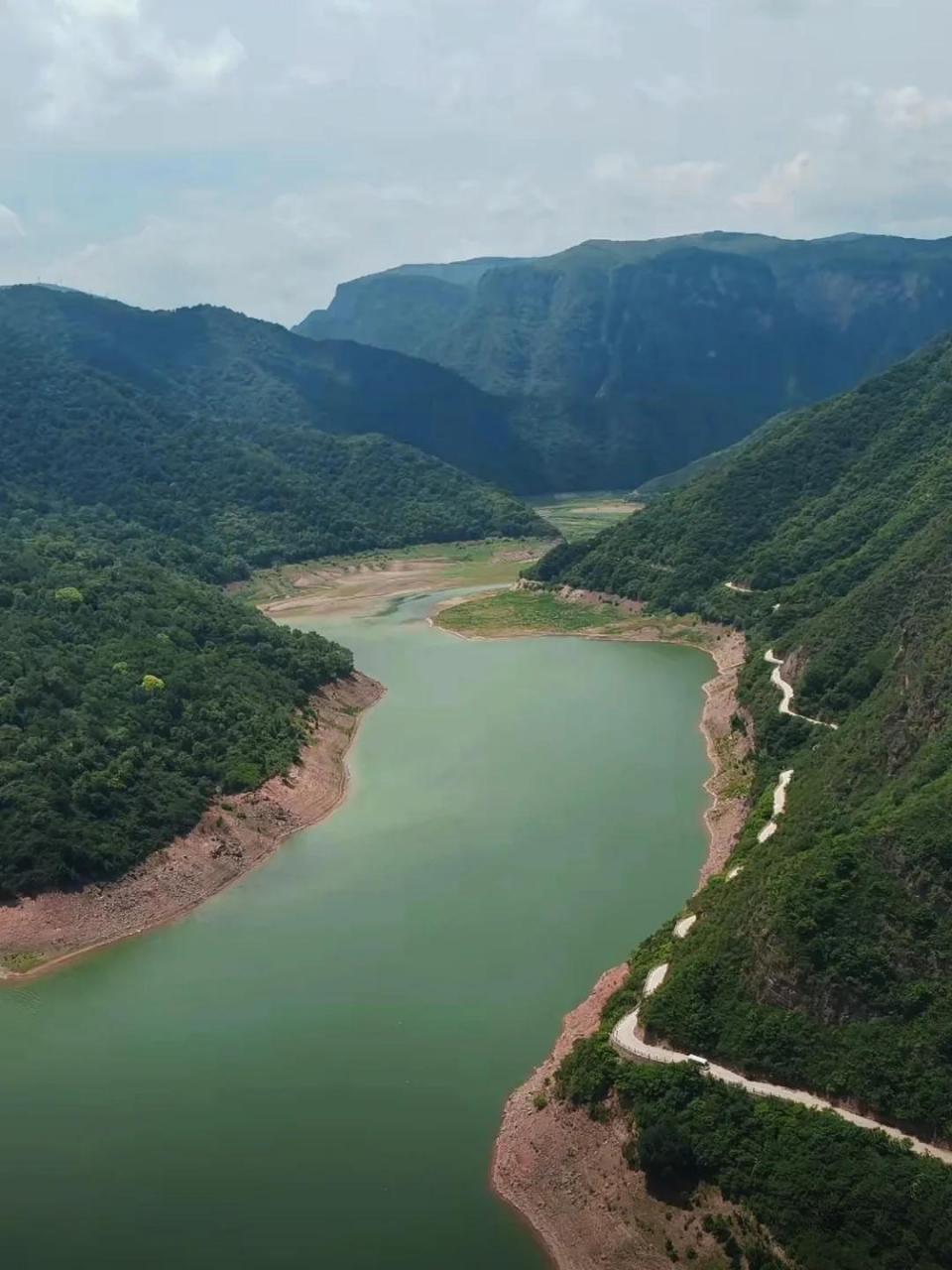 甘肃省的旅游景点图片