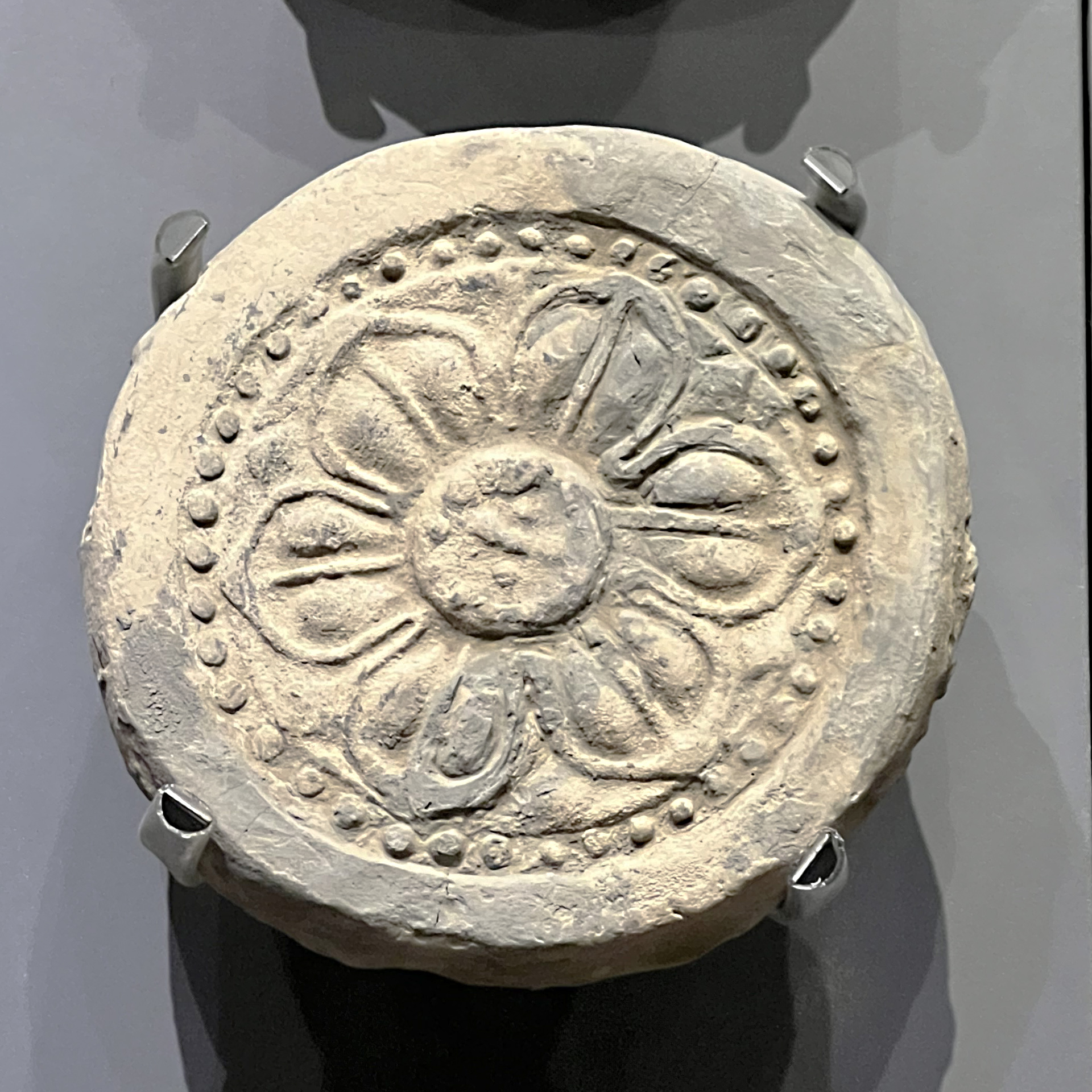 莲花纹瓦当(下)(之十四)大同北魏明堂遗址博物馆