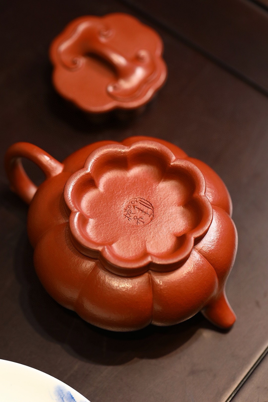 实力派全手工丨欢愉    大红袍,230cc,内推孔,刘海燕#宜兴紫砂壶